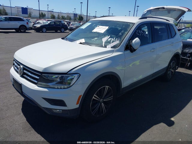 2018 VOLKSWAGEN TIGUAN 3VV3B7AX3JM025549 Photo 1