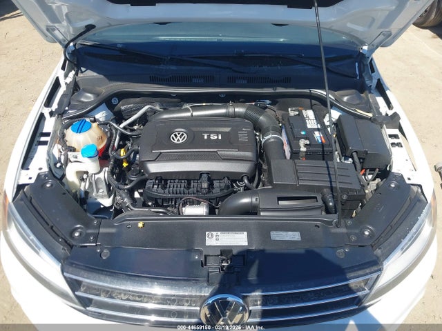 3VWD17AJ7FM342272 Volkswagen Jetta 1.8t Se