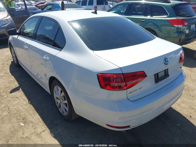 3VWD17AJ7FM342272 Volkswagen Jetta 1.8t Se