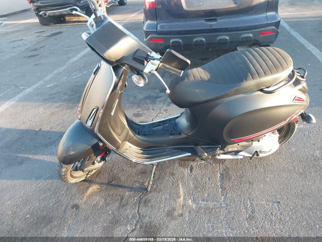 2021 Vespa Primavera/sprint 150 მანქანა იყიდება აუქციონზე, vin: ZAPM818G2M5801909, აუქციონის ნომერი: 44659169