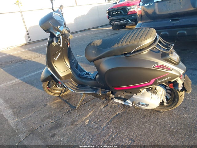 2021 Vespa Primavera/sprint 150 მანქანა იყიდება აუქციონზე, vin: ZAPM818G2M5801909, აუქციონის ნომერი: 44659169