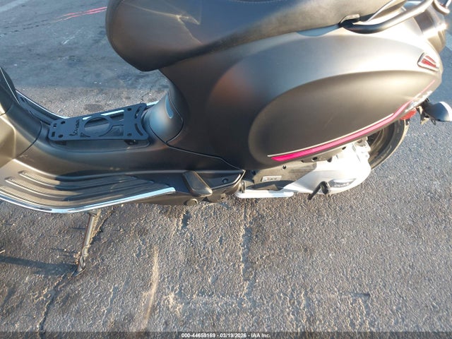 2021 Vespa Primavera/sprint 150 მანქანა იყიდება აუქციონზე, vin: ZAPM818G2M5801909, აუქციონის ნომერი: 44659169