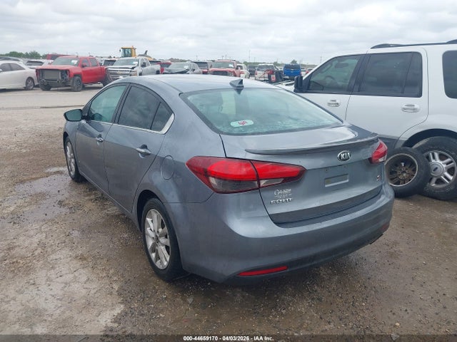 3KPFL4A79HE023851 KIA FORTE S