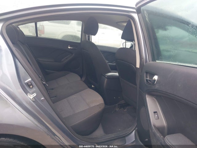 3KPFL4A79HE023851 KIA FORTE S