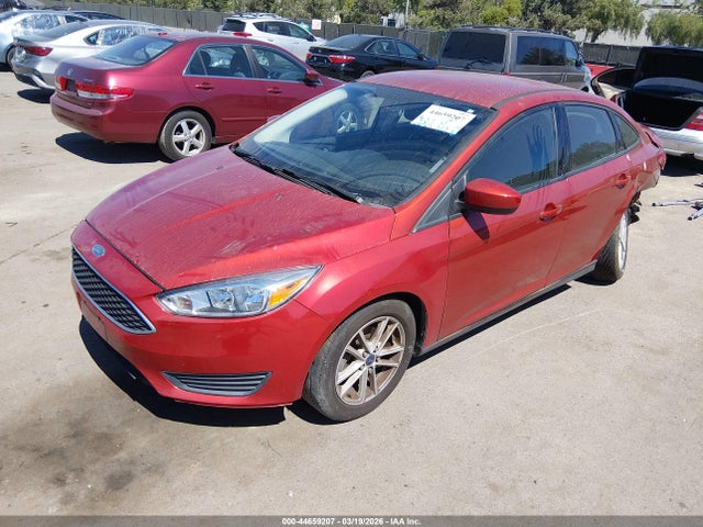 1FADP3F25JL241422 Ford FOCUS SE