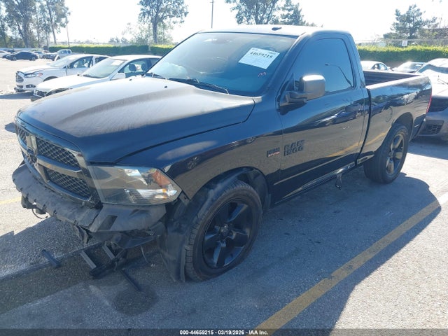44659215 :رقم المزاد ، 3C6JR6AT0HG598904 vin ، 2017 Ram 1500 Express  4x2 6'4 Box مزاد بيع