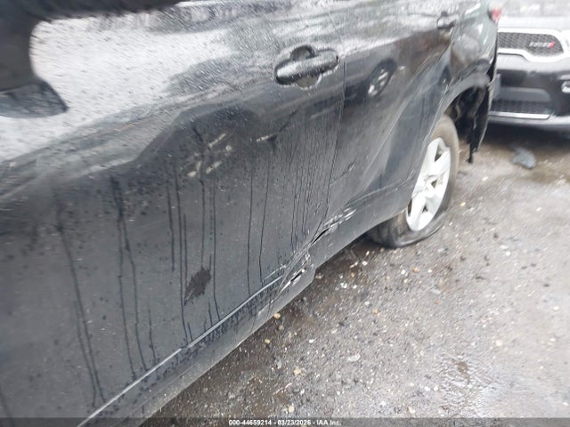 44659214 :رقم المزاد ، 5TDBBRCH6PS111412 vin ، 2023 Toyota Highlander Hybrid Le مزاد بيع