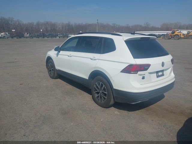 44659221 :رقم المزاد ، 3VV0B7AXXMM069622 vin ، 2021 Volkswagen Tiguan 2.0t S مزاد بيع
