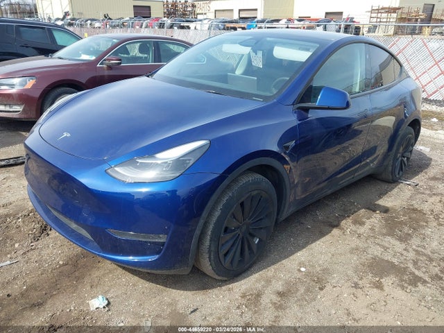 Продажа на аукционе авто 2023 Tesla Model Y Awd/long Range Dual Motor All-wheel Drive, vin: 7SAYGDEEXPA204133, номер лота: 44659220