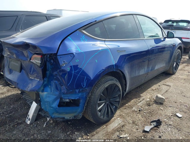 Продажа на аукционе авто 2023 Tesla Model Y Awd/long Range Dual Motor All-wheel Drive, vin: 7SAYGDEEXPA204133, номер лота: 44659220