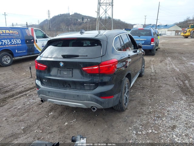 2019 BMW X1 WBXHT3C55K5L38926 Photo 3