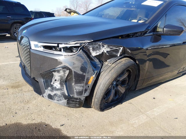WB523CF09RCR00346 BMW Ix Xdrive50