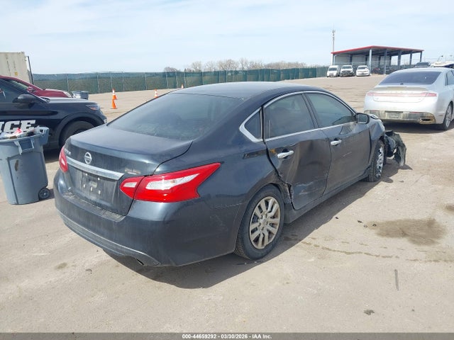 2016 Nissan Altima მანქანა იყიდება აუქციონზე, vin: 1N4AL3AP1GN314851, აუქციონის ნომერი: 44659292