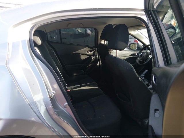 JM1BM1U76F1251148 Mazda Mazda3 I Sport