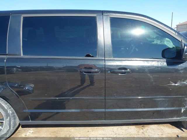 Продажа на аукционе авто 2017 Dodge Grand Caravan Sxt, vin: 2C4RDGCG3HR646485, номер лота: 44659313