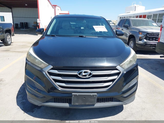 KM8J23A45JU701561 Hyundai TUCSON SE
