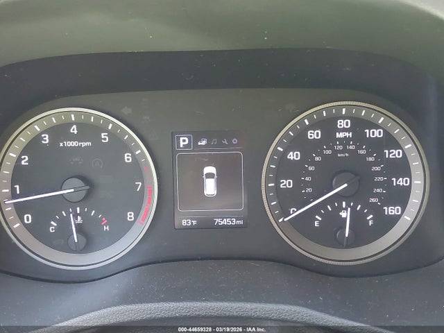 KM8J23A45JU701561 Hyundai TUCSON SE