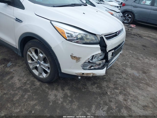 1FMCU9J97EUC26504 Ford Escape Titanium