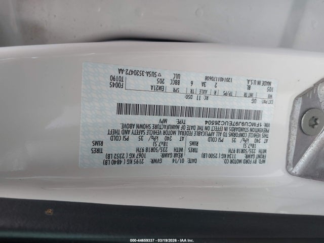 1FMCU9J97EUC26504 Ford Escape Titanium
