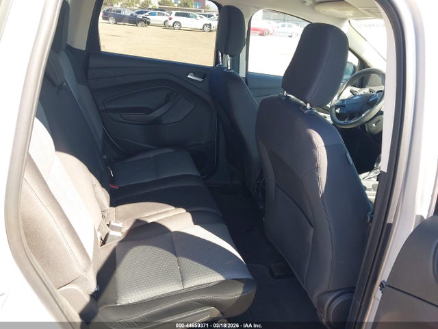 1FMCU0GDXKUB95591 Ford ESCAPE SE