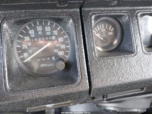 1990 Jeep Wrangler / Yj S მანქანა იყიდება აუქციონზე, vin: 2J4FY19E3LJ529758, აუქციონის ნომერი: 44659390