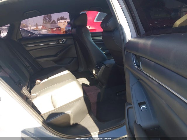 1HGCV1F31NA005815 Honda Accord Sport