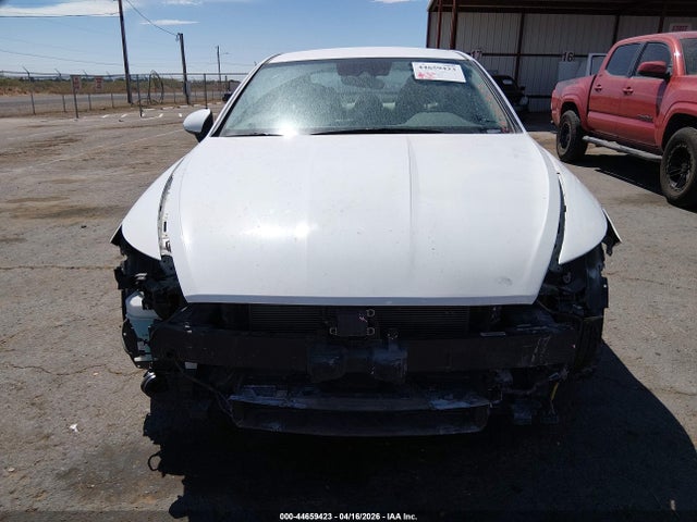 KMHL34JJ5PA068250 Hyundai Sonata Hybrid Sel
