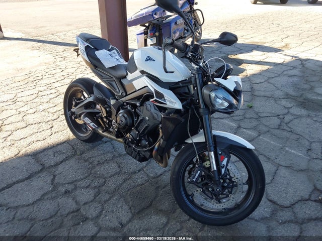 2024 TRIUMPH MOTORCYCLE STREET TRIPLE SMTA604SXRTBS8857