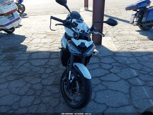 2024 TRIUMPH MOTORCYCLE STREET TRIPLE SMTA604SXRTBS8857 Photo 4