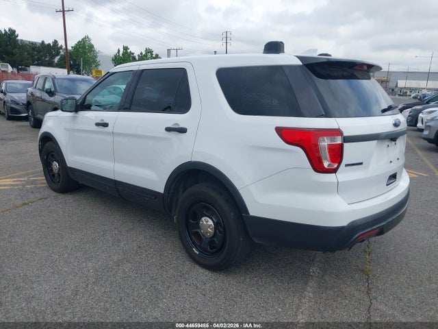 2017 FORD UTILITY POLICE INTERCEPTOR 1FM5K8AR4HGA04689 Photo 2