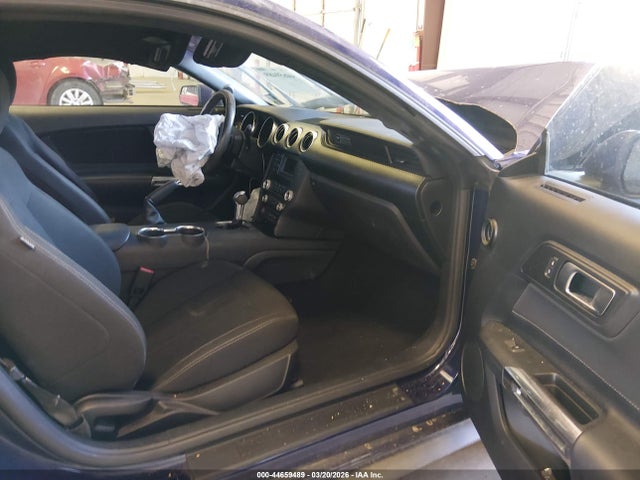 Ford Mustang Ecoboost Fastback 2020 1FA6P8TH9L5153706 Image 5
