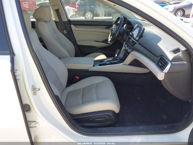 1HGCV1F52JA137025 Honda Accord Ex-l