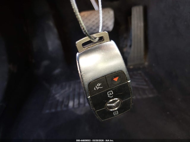 Продажа на аукционе авто 2021 Mercedes-benz C 300 Sedan, vin: W1KWF8DB2MR651785, номер лота: 44659553