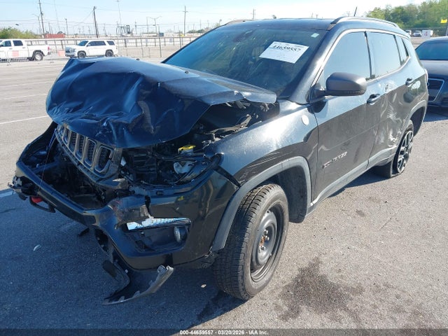 2019 JEEP COMPASS 3C4NJDDBXKT671106 Photo 1