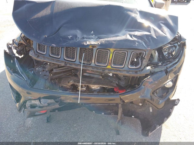 2019 JEEP COMPASS 3C4NJDDBXKT671106 Photo 5