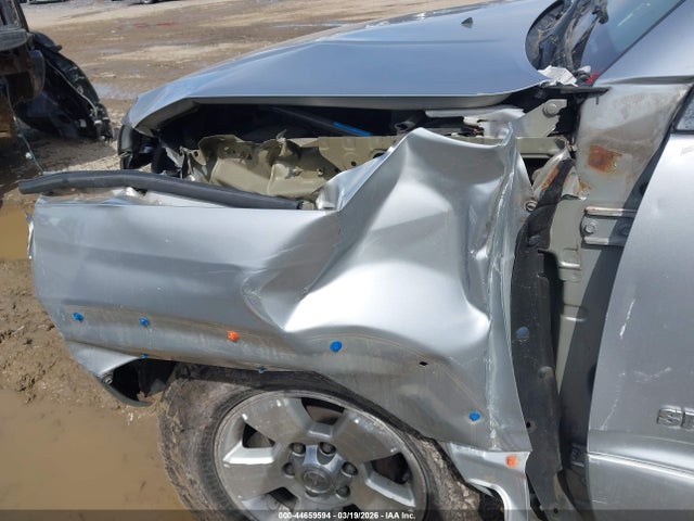 44659594 :رقم المزاد ، JTEBT14R050051189 vin ، 2005 Toyota 4runner Sr5 V8 مزاد بيع
