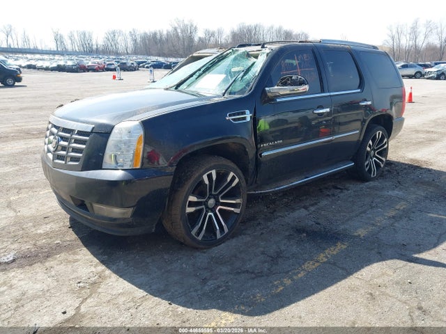 Aukcja sprzedaży 2013 Cadillac Escalade Luxury, vin: 1GYS4BEF9DR128903, numer aukcji: 44659595