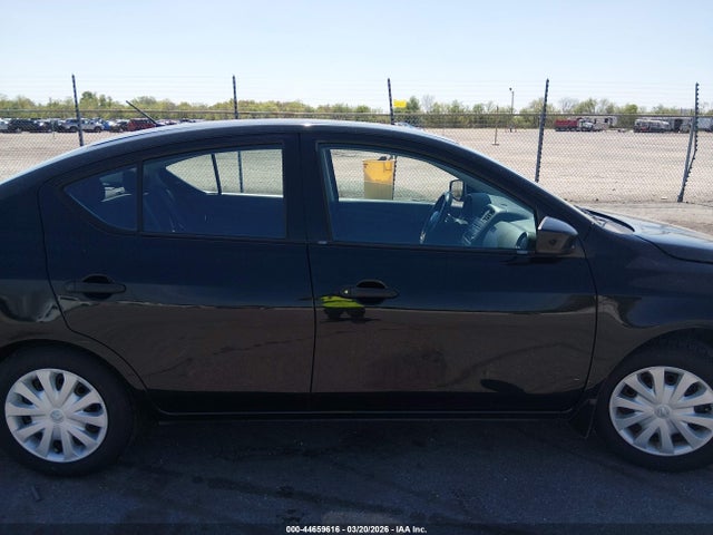 Nissan Versa 1.6 S+ 2018 3N1CN7AP1JL856935 Image 13