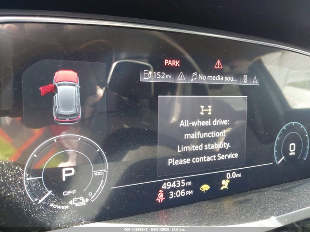 2022 Audi E-tron Premium Plus Quattro მანქანა იყიდება აუქციონზე, vin: WA1LAAGE5NB014726, აუქციონის ნომერი: 44659647