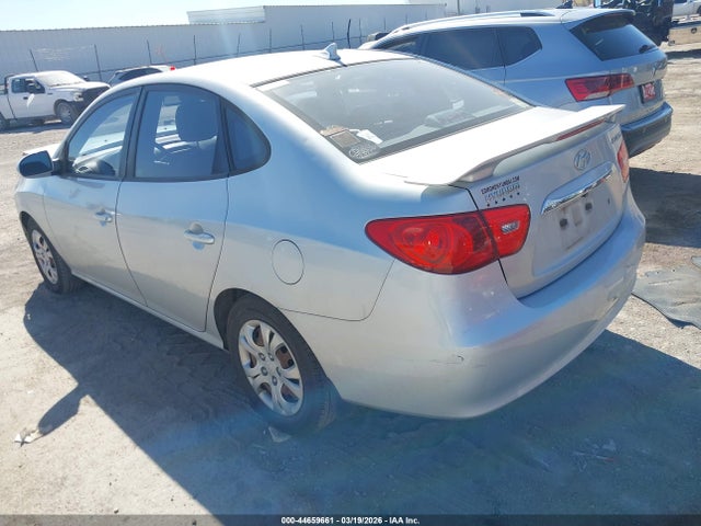 2010 HYUNDAI ELANTRA KMHDU4ADXAU980423 Photo 2
