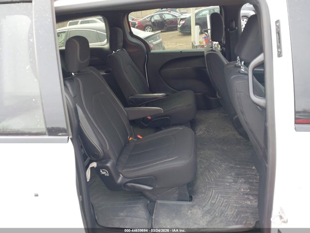2018 CHRYSLER PACIFICA 2C4RC1FG2JR365733 Photo 7