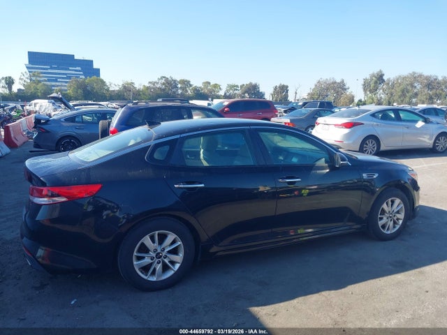 5XXGT4L32JG209842 KIA Optima Lx
