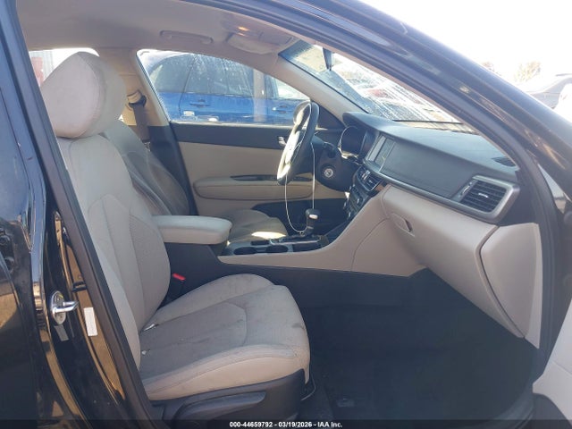 5XXGT4L32JG209842 KIA Optima Lx