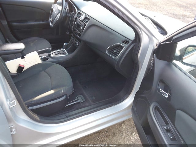 Продажа на аукционе авто 2012 Chrysler 200 Touring, vin: 1C3CCBBG1CN183947, номер лота: 44659836