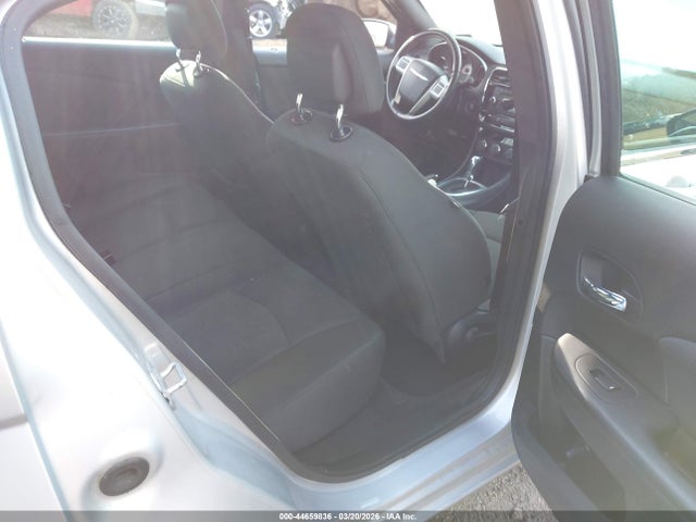 Продажа на аукционе авто 2012 Chrysler 200 Touring, vin: 1C3CCBBG1CN183947, номер лота: 44659836