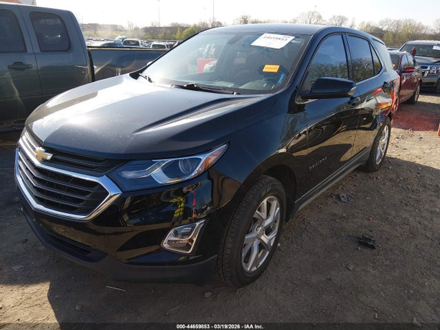 2GNAXKEX8J6218026 Chevrolet EQUINOX LT