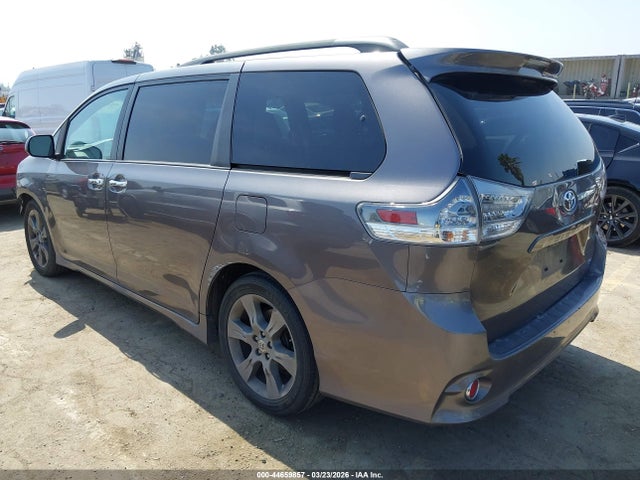 5TDXK3DC4ES520611 Toyota Sienna Sport