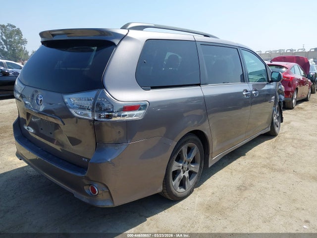 5TDXK3DC4ES520611 Toyota Sienna Sport