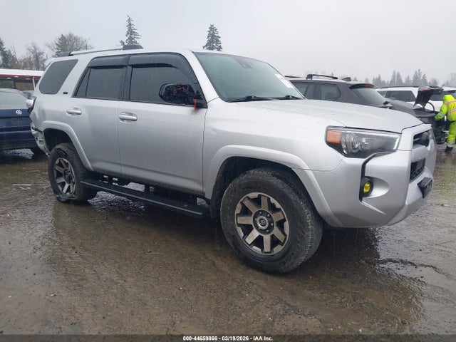 2022 TOYOTA 4RUNNER JTEMU5JR5N5972733