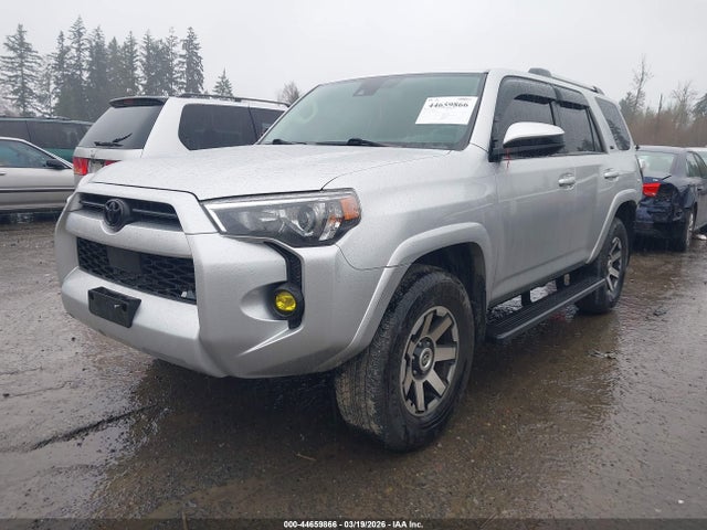 2022 TOYOTA 4RUNNER JTEMU5JR5N5972733 Photo 1